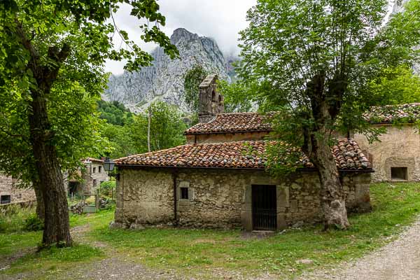 Bulnes La Villa : chapelle