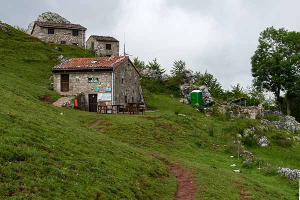 Refuge de la Terenosa, 1315 m