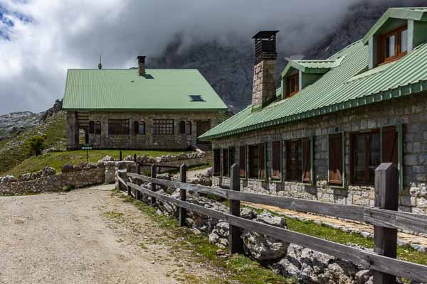 Refuge-hôtel d'Áliva, 1666 m