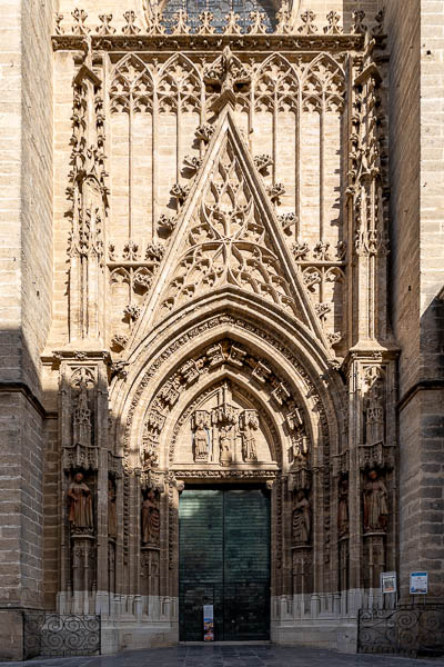 Séville, cathédrale : puerta del Bautismo