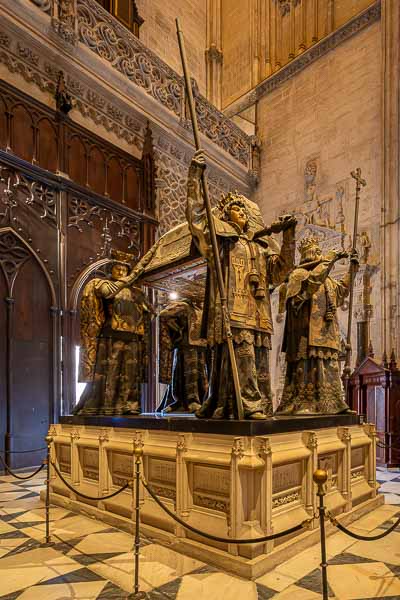 Séville, cathédrale : tombeau de Christophe Colomb