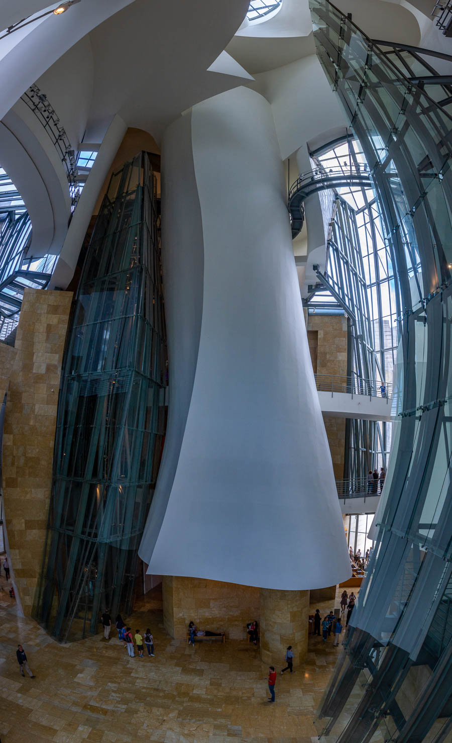 Bilbao : musée Guggenheim, atrium