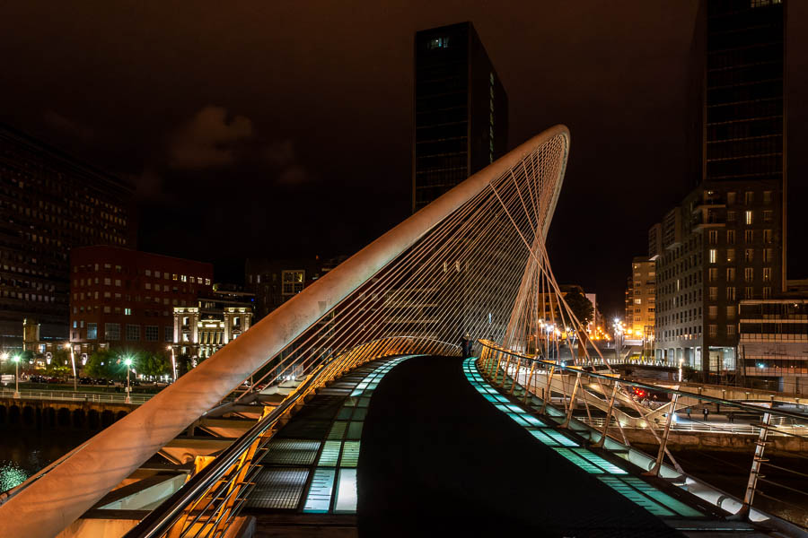 Bilbao : Zubizuri