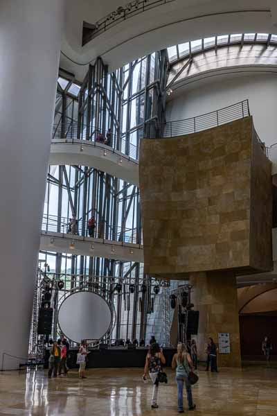 Bilbao : musée Guggenheim, atrium