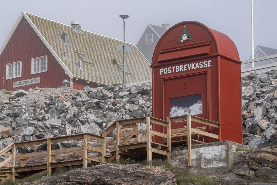 Uummannaq : boîte aux lettres du père Noël