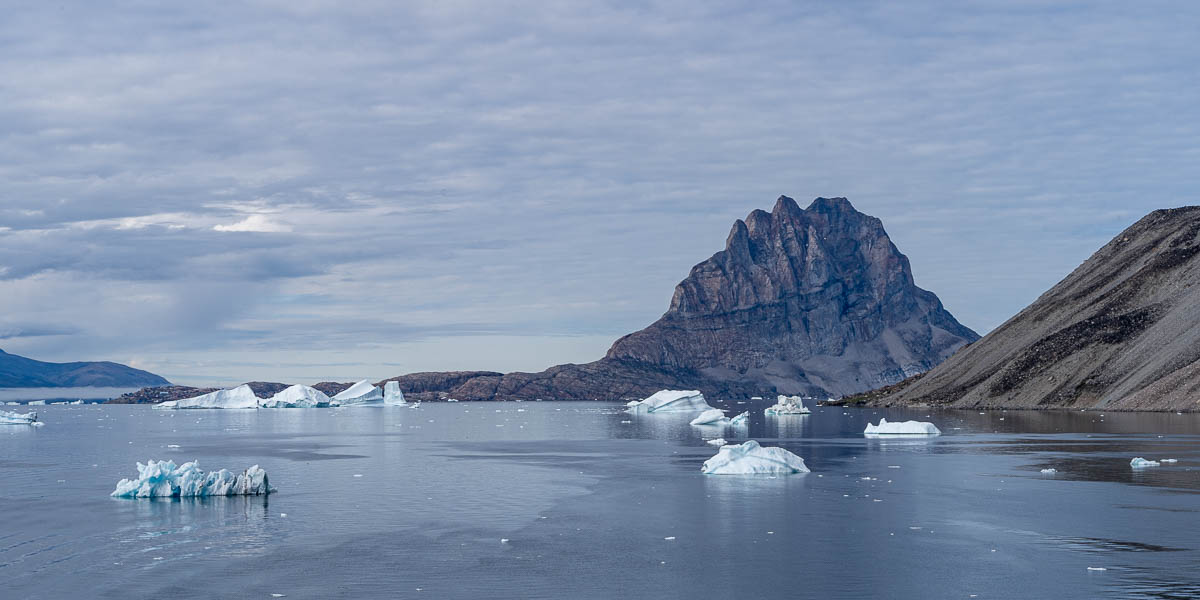 Uummannaq, icebergs