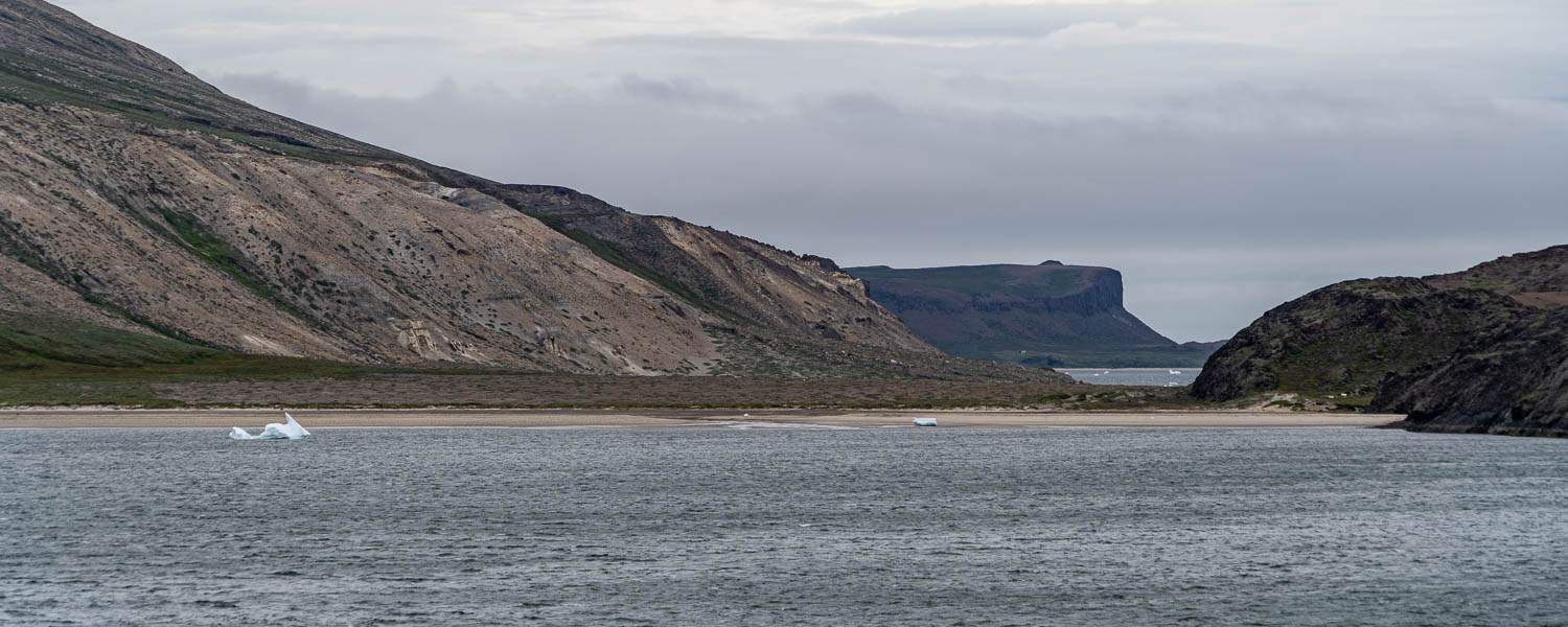 Détroit de Sullorsuaq (Vaigat) : isthme d'Atanikerluk