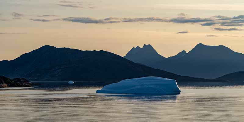 Julianehåbsfjord : iceberg