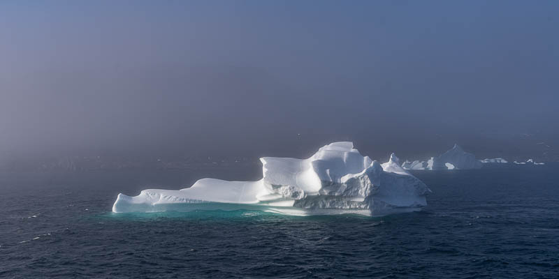 Qeqertarsuaq : iceberg