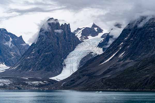 Kangerlussuatsiaq : glacier