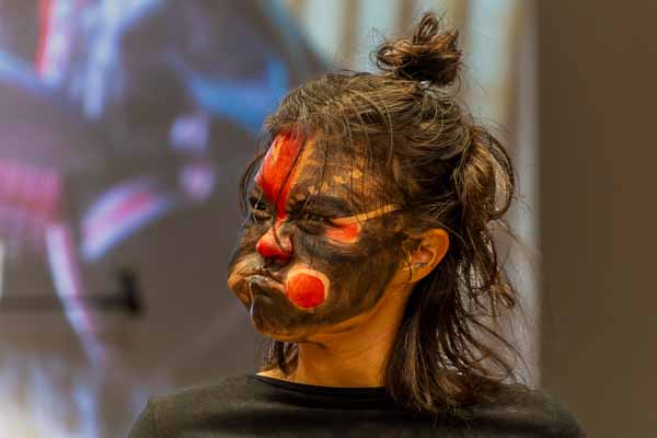 Nuuk, Katuaq : spectacle, danse des masques