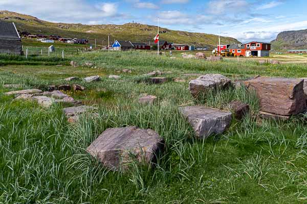 Igaliku : ruines de la cathédrale viking de Garðar