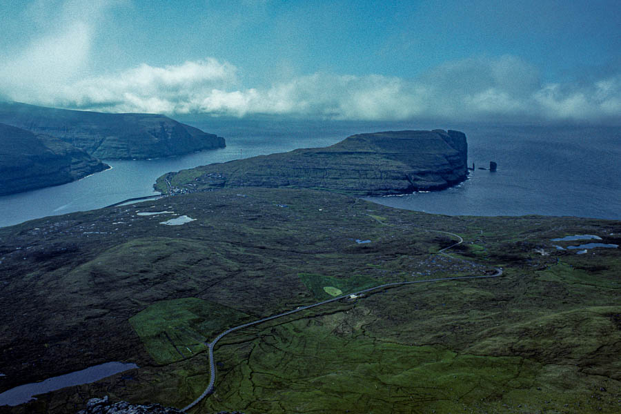 Îles Féroé, Eysturoy : vue depuis le Slættaratindur, 880 m