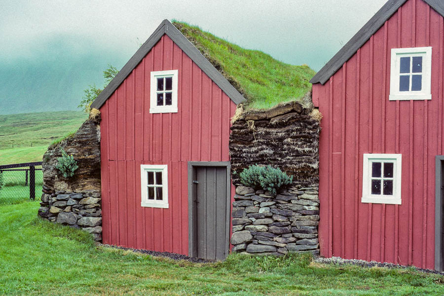 Maison ancienne : musée Burstarfell