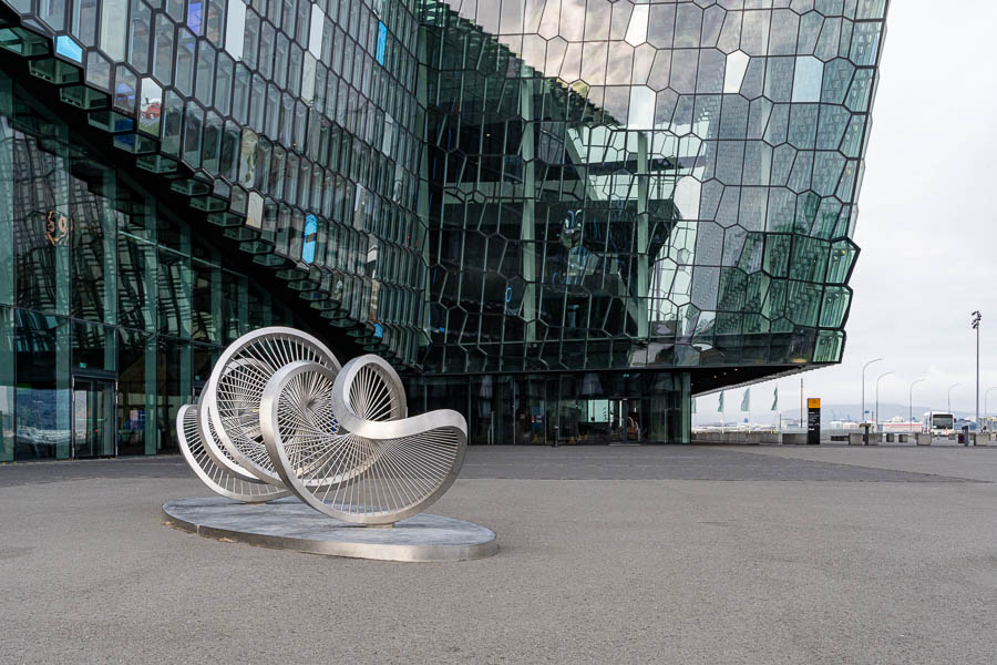 Reykjavik : Harpa, « Himinglæva (Harpe éolienne) » par Elín Hansdóttir