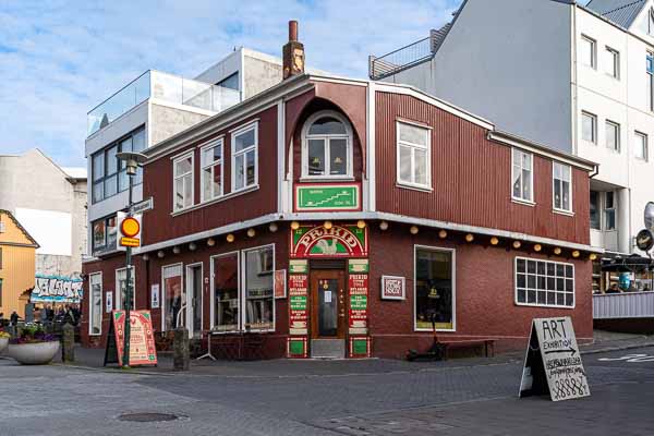 Reykjavik, Bankastræti : café Prikið