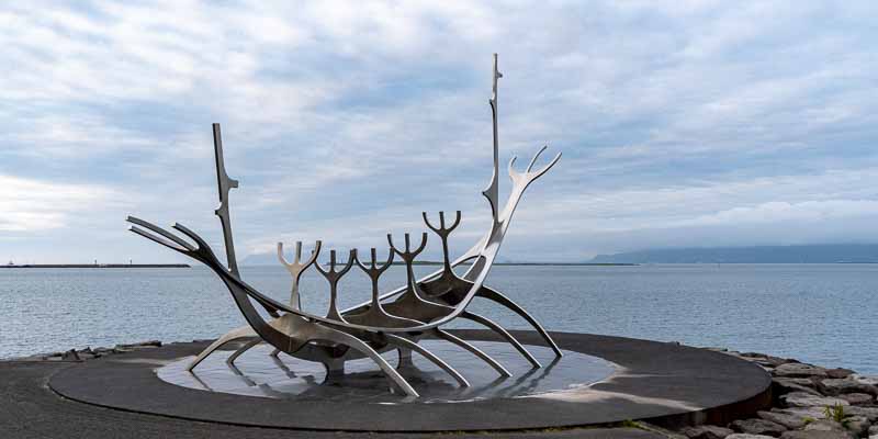 Reykjavik : « Sólfar (Le Voyageur du Soleil) » par Jón Gunnar Árnason