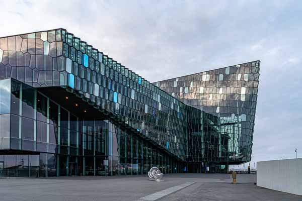 Reykjavik : Harpa, « Himinglæva (Harpe éolienne) » par Elín Hansdóttir