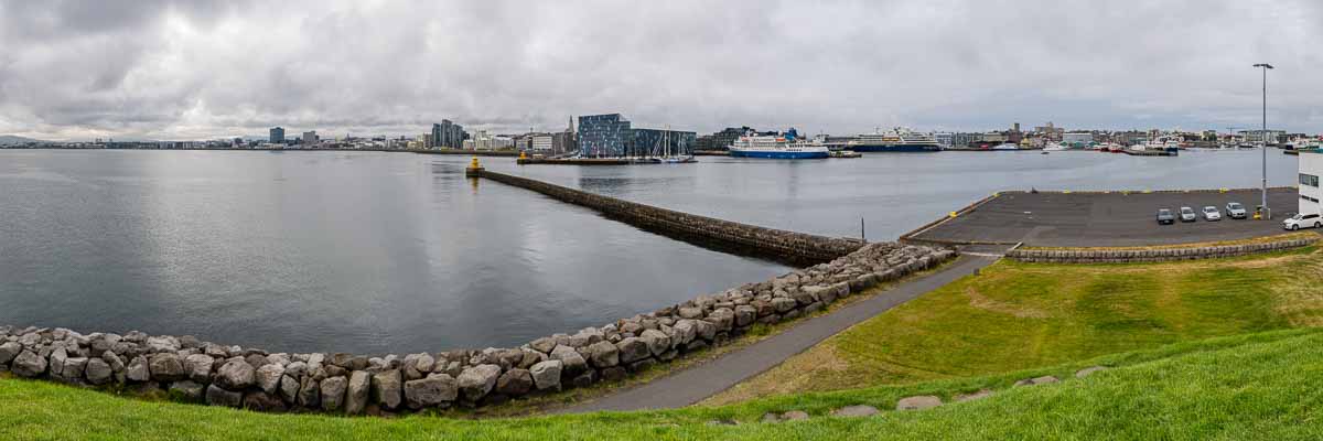 Reykjavik : vieux port depuis Þúfa