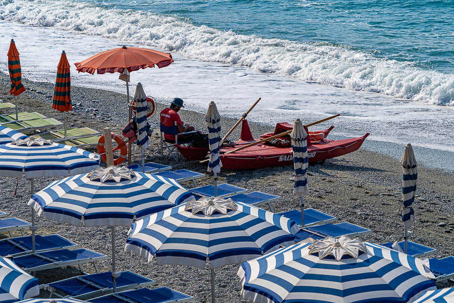 Plage de Monterosso al Mare, maître-nageur sauveteur