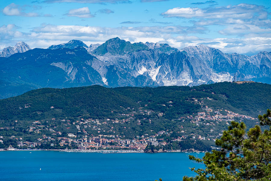 Lerici, Apennins, carrières de Carrare