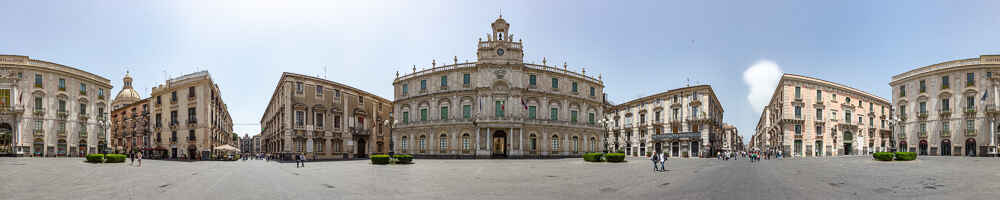 Catane : piazza dell'Università