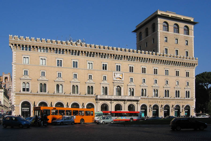 piazza Venezia : immeuble Generali