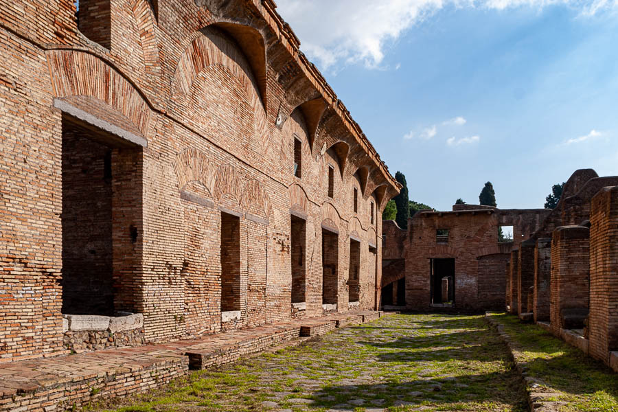 Ostia Antica : insula (HLM) de la via Diana