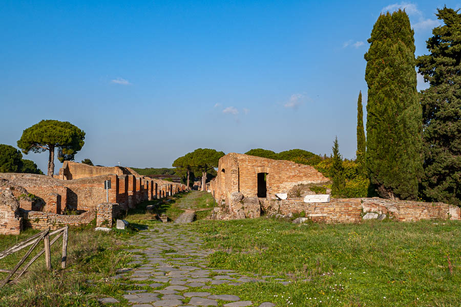 Ostia Antica : porte marine