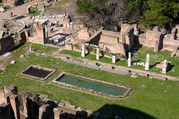 Forum : maison des vestales