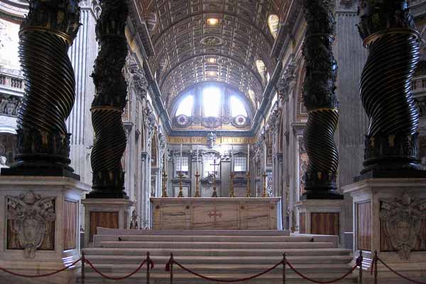 basilique Saint-Pierre : autel du pape