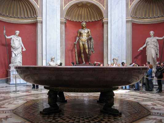 musée du Vatican : vasque de porphyre