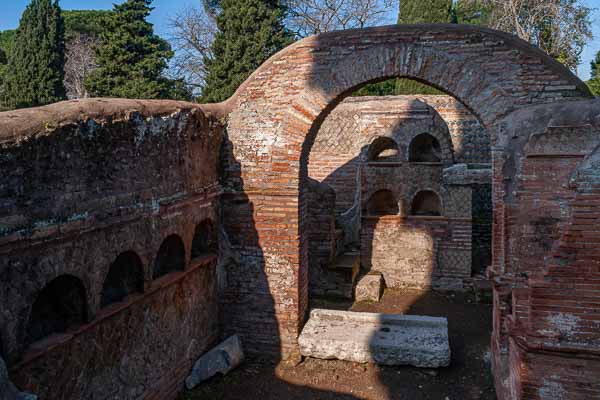 Ostia Antica : nécropole, columbarium