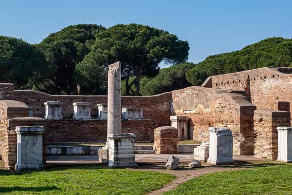 Ostia Antica : thermes de Neptune, caserne des Vigiles