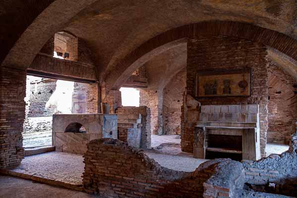 Ostia Antica : taverne de la via Diana