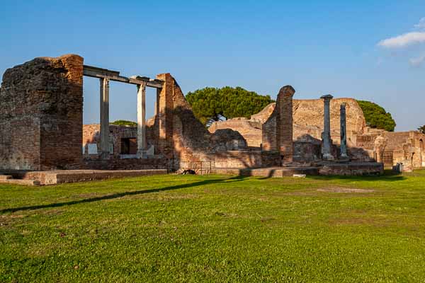 Ostia Antica : thermes du Forum