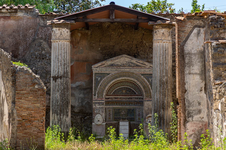 Pompéi : maison de la grande fontaine