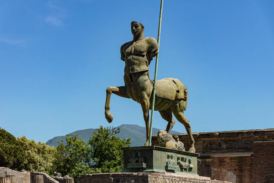 Pompéi, forum : centaure