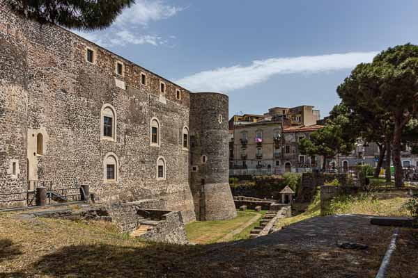 Catane : château Ursino