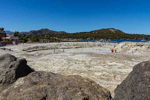 Vulcano : bain de boue