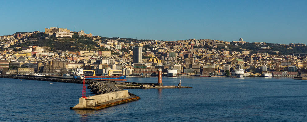 Port de Naples