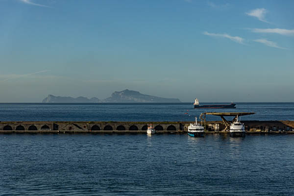 Port de Naples et Capri