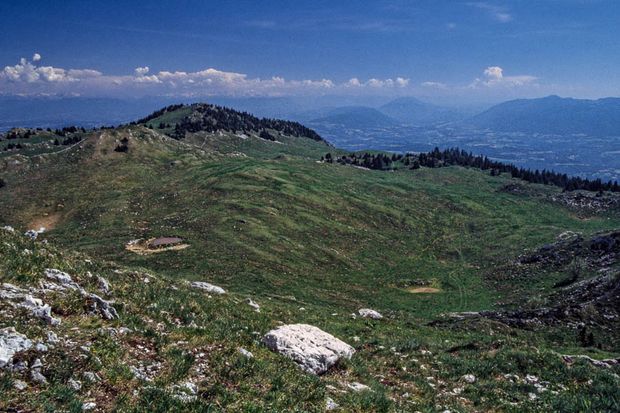 Le Grand Crêt d'Eau, Crêt de la goutte, 1621 m, vue vers le sud