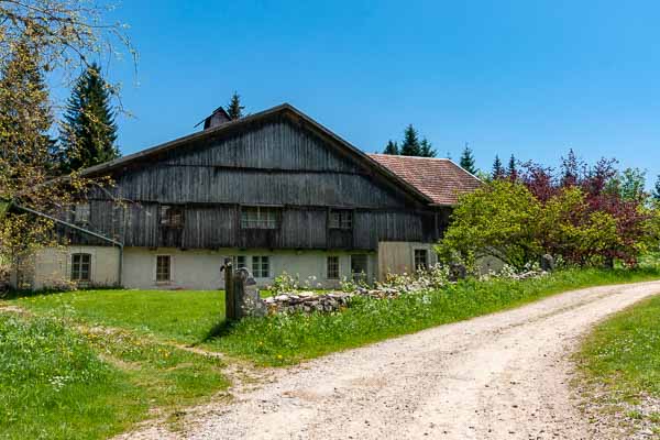 Les Cernoniers