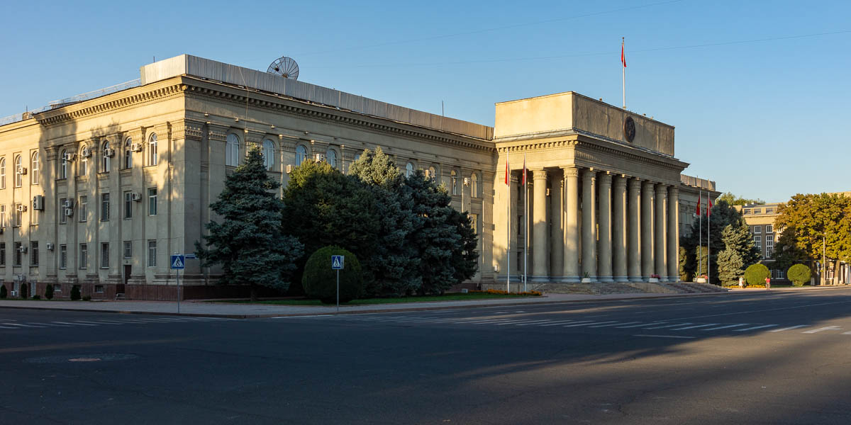 Bichkek : palais du gouvernement