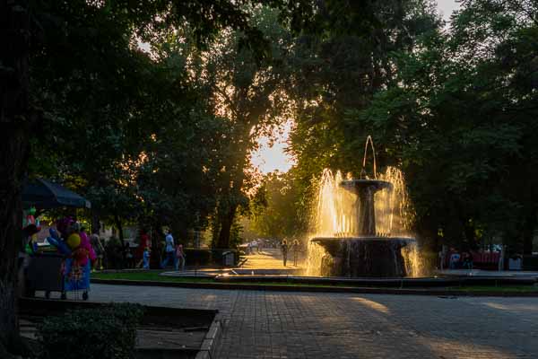 Bichkek : parc central, fontaine