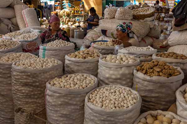 Bichkek : Osh Bazar, fromages