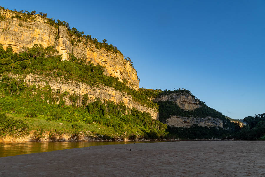 Fleuve Manambolo, gorges