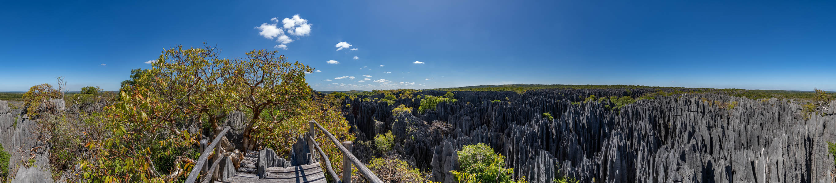 Tsingy de Bemaraha : second belvédère