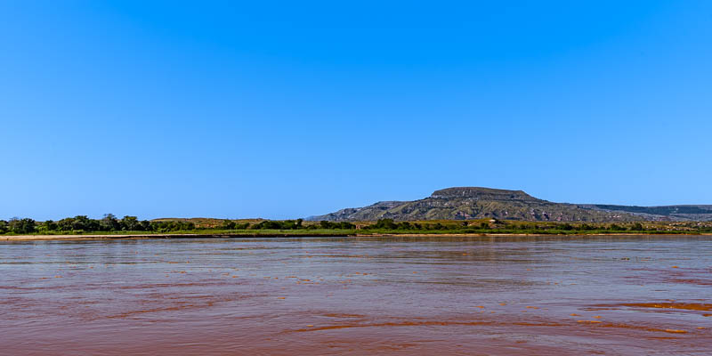 Fleuve Manambolo